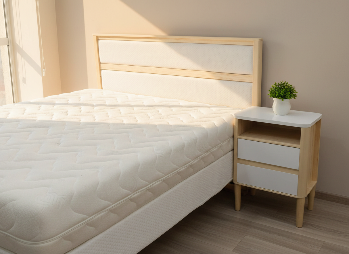 House Of Dreamz - Drveni noćni ormarić