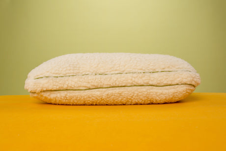 House Of Dreamz - Plišani jastuk od organske vune - House Of Dreamz